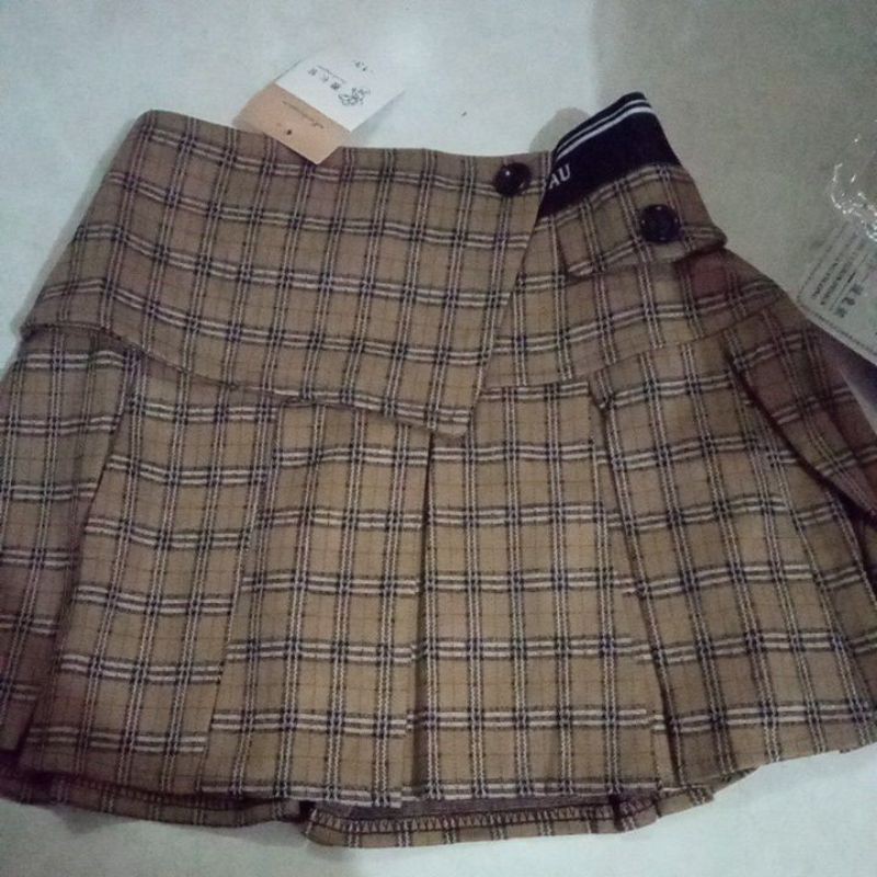 rok kotak lucu 57