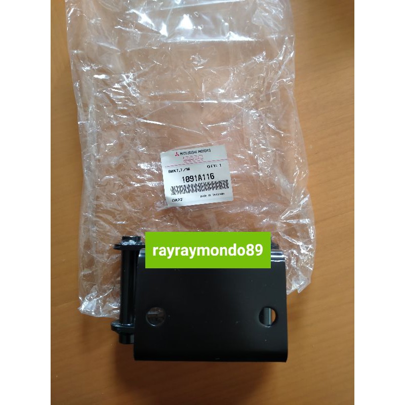 bracket transmisi mounting / pegangan transmisi triton 109A116