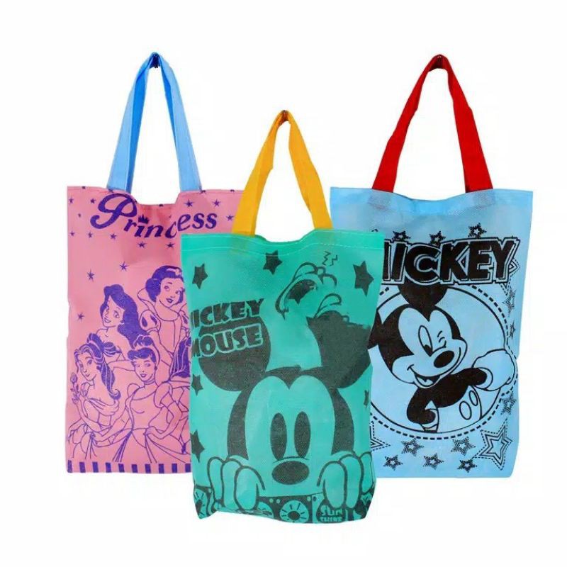 

Goodie Bag / Kantong Serbaguna Kartun Kecil