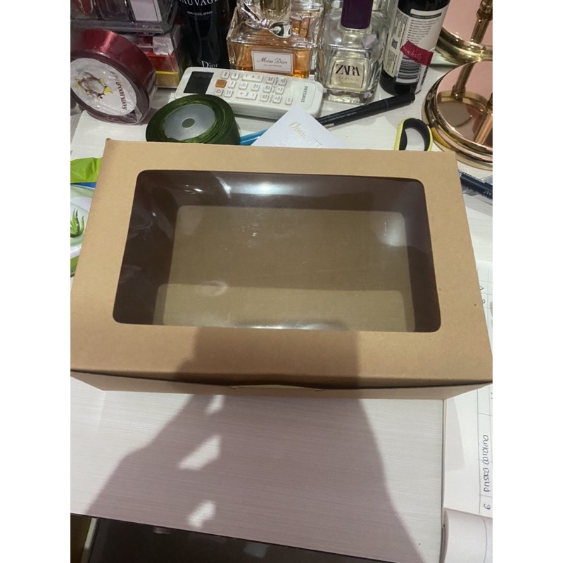 

Box kue 23 x 15 x 7,5