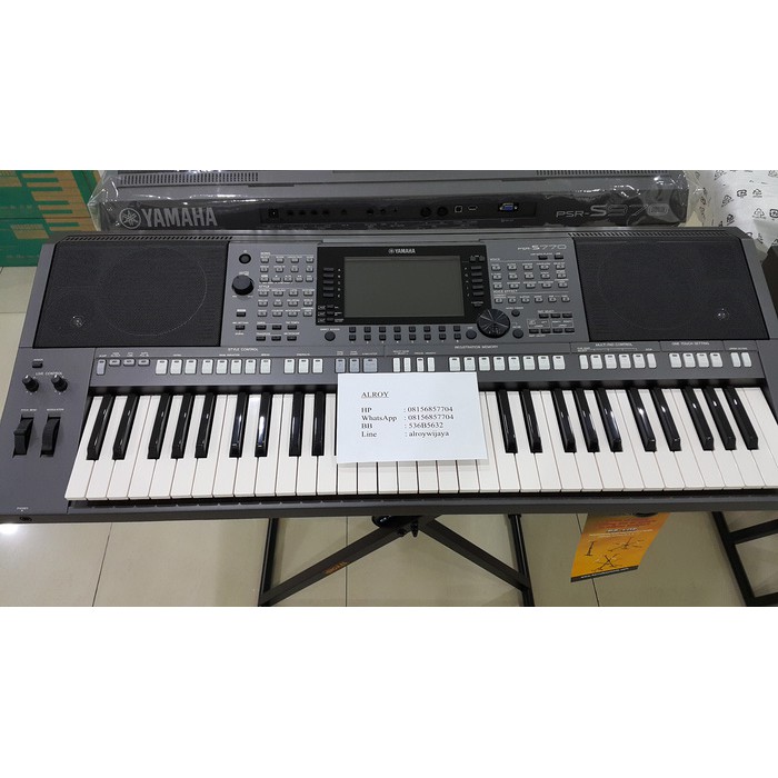 Keyboard Yamaha PSR-S770