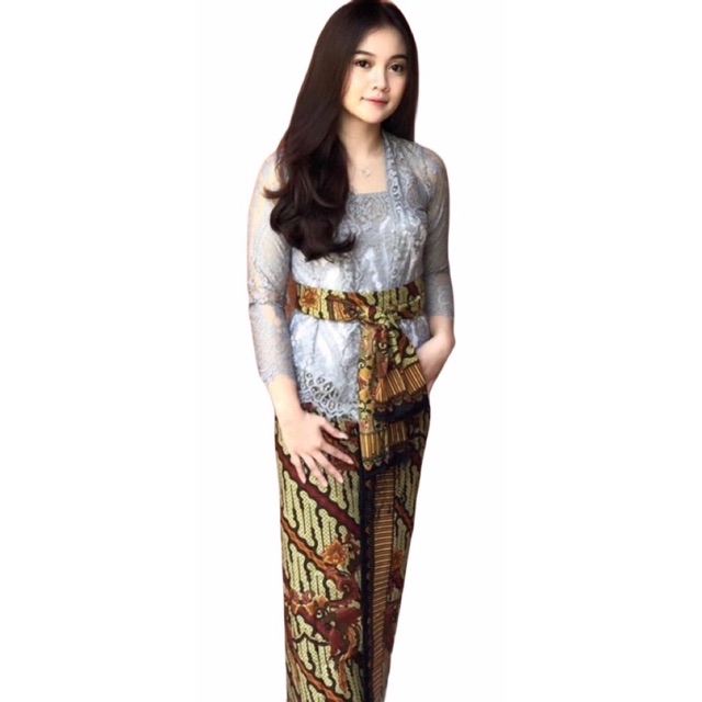 Set kebaya jadi panjang
