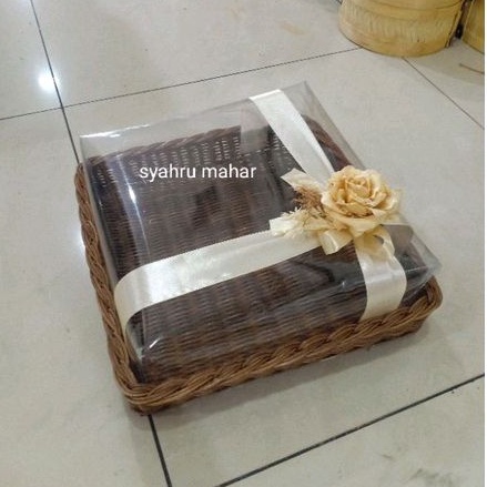 kotak hantaran kue seserahan Rotan UK 30x30