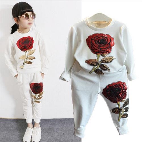 Setelan Sweater Kaos Motif Bunga Mawar Celana Panjang Setelan Sweater Kaos Motif Bunga Mawar Celana Panjang