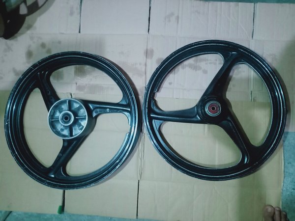 vleg veleg velek Yamaha F1ZR original ENKEI PNP F1Z Jupiter z old dll