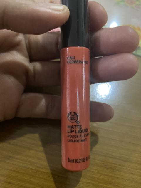 The Body Shop Lipmatte 8 Ml The Body Shop / Nairobi Camelia Sicily Iris / Paris Peony