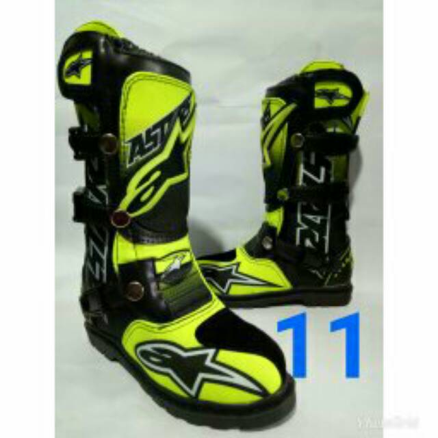 Sepatu cross anak print keren