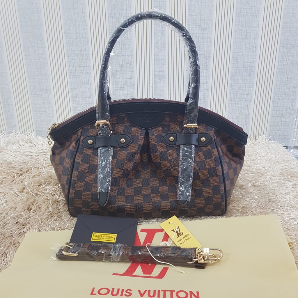 TAS WANITA LV TIVOLI