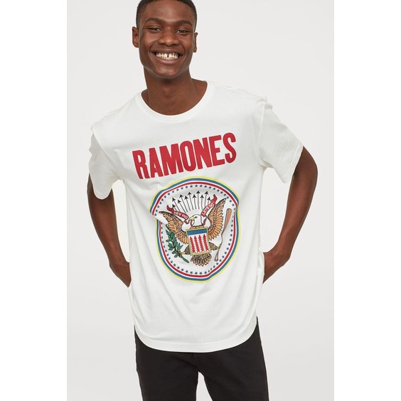 Crewneck Ramones HM Kaos Ramones crewneck h&amp;m ramones kaos band ramones