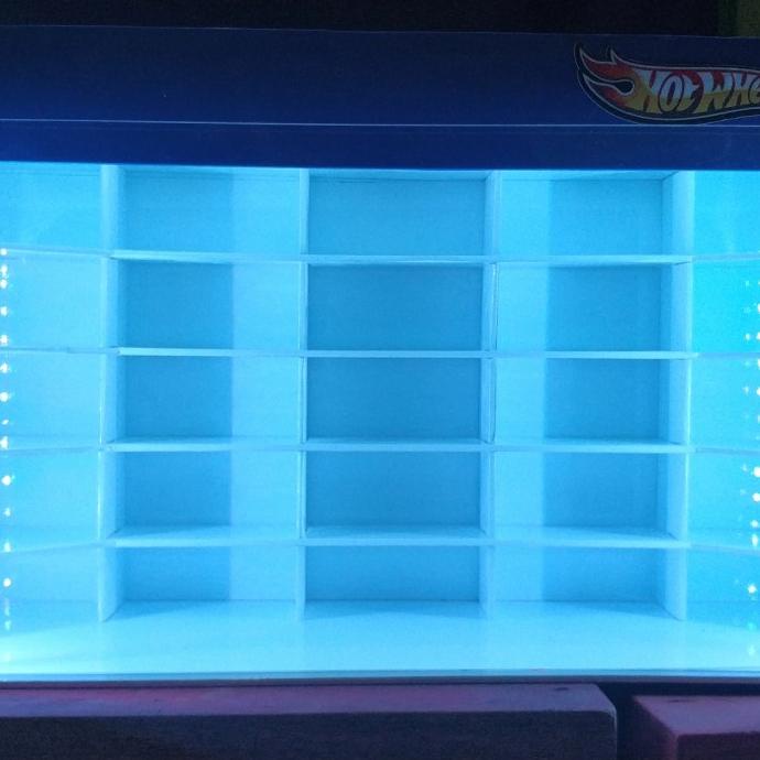 DIECAST JUAL RAK HOTWHEELS DISPLAY AKRILIK LAMPU LED RGB DAN REMOTE WIRELESS SALE