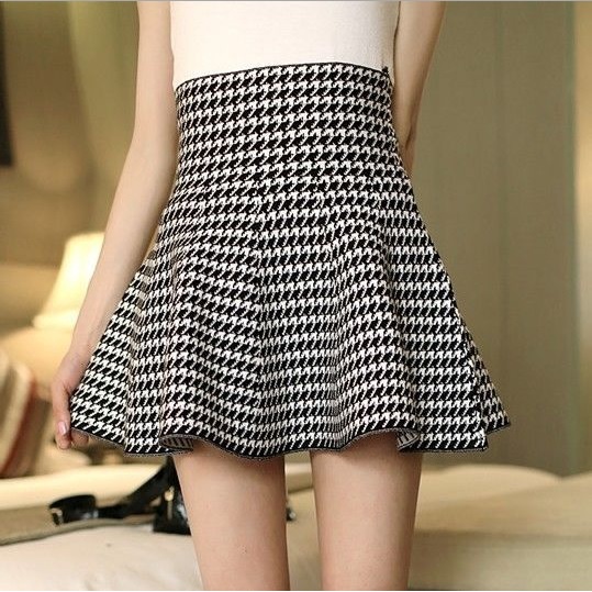 Rok Wanita Korea Flare Lebar Hitam Mini Skirt Pendek Kekinian