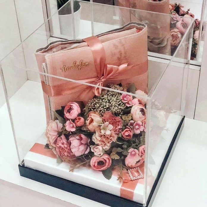 Akrilik box diorama / kotak hantaran akrilik / diecast box akrilik