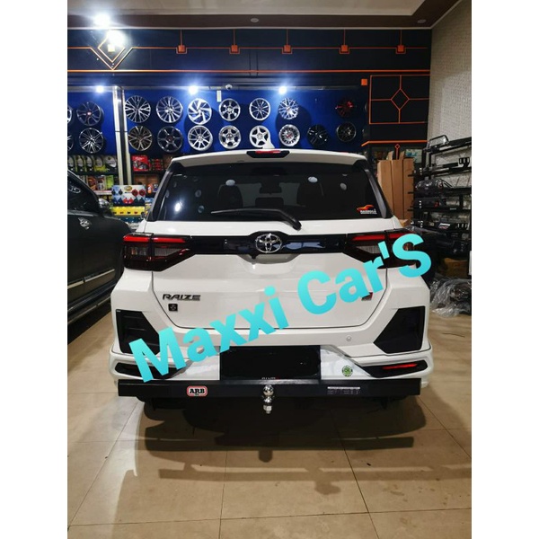 Towing Belakang Besi Mobil Daihatsu Rocky