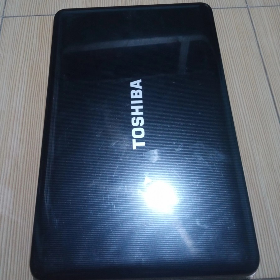 Casing Case Cassing Kesing Laptop Toshiba C850 C850D