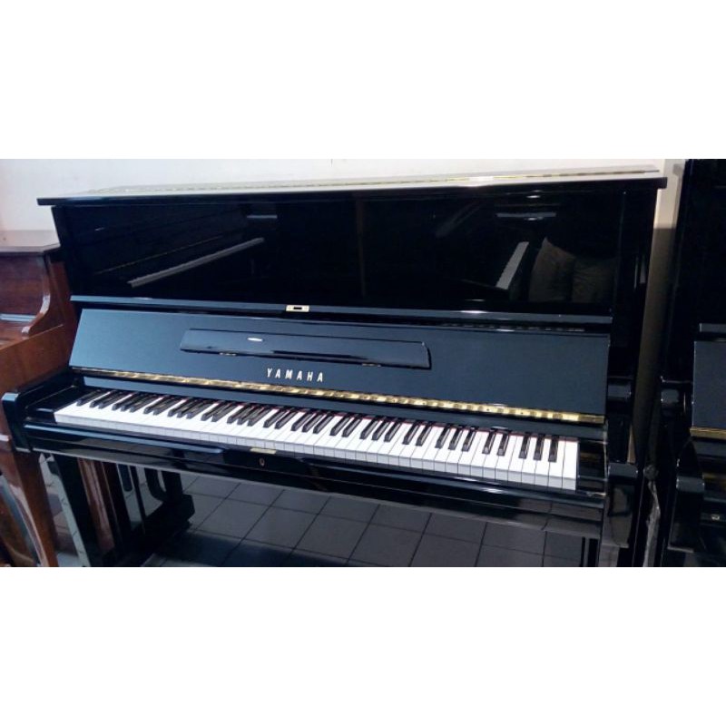 Piano Yamaha U1 Upright