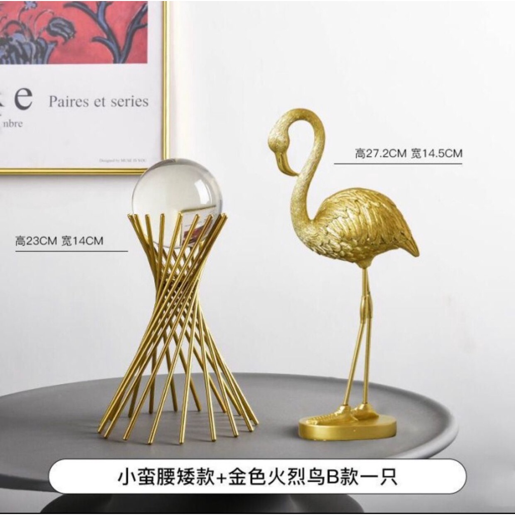 Crystal Ball Decorations / Nordic Golden Metal Crystal Ball Decoration / Dekorasi Pajangan Meja Bola Kristal/Properti untuk Pemotretan