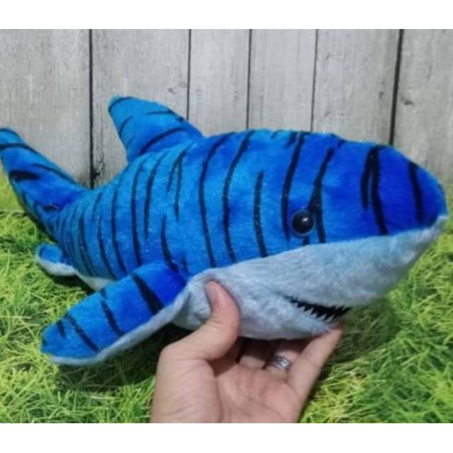 Boneka Ikan Paus Biru