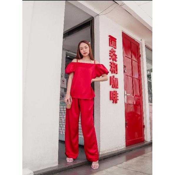 PRELOVED ONE SET HERITAGE ATTIRE