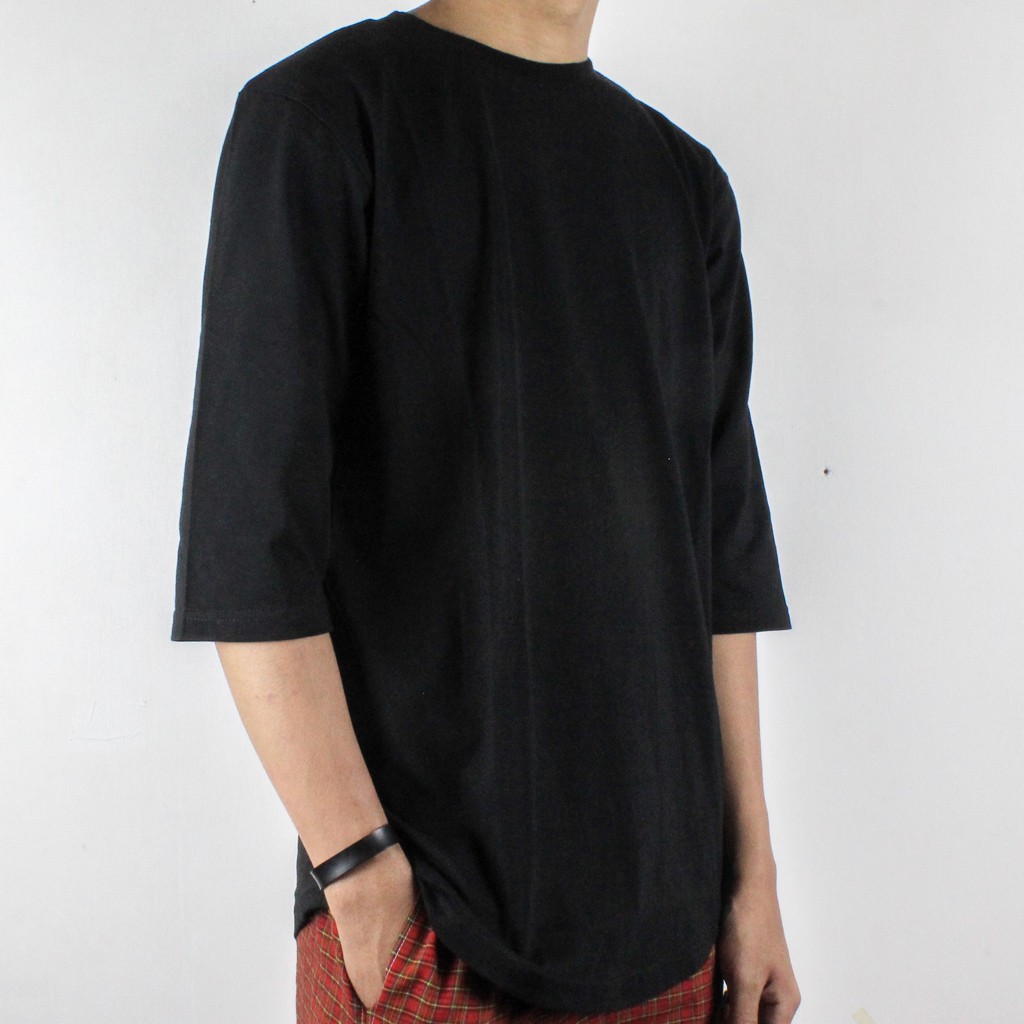 Kaos Polos Pria Simple Panjang Lengan 3/4 Original Distro Premium Katun