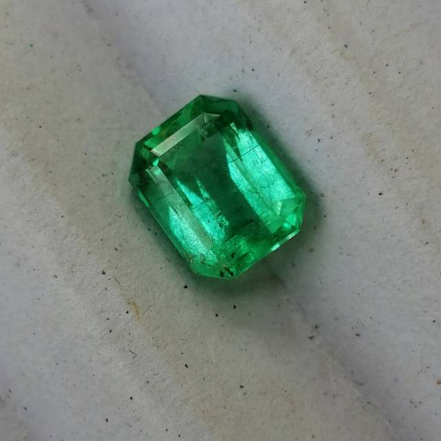 Hq Rare Item Natural Emerald Beryl Insignificant Zamcol
