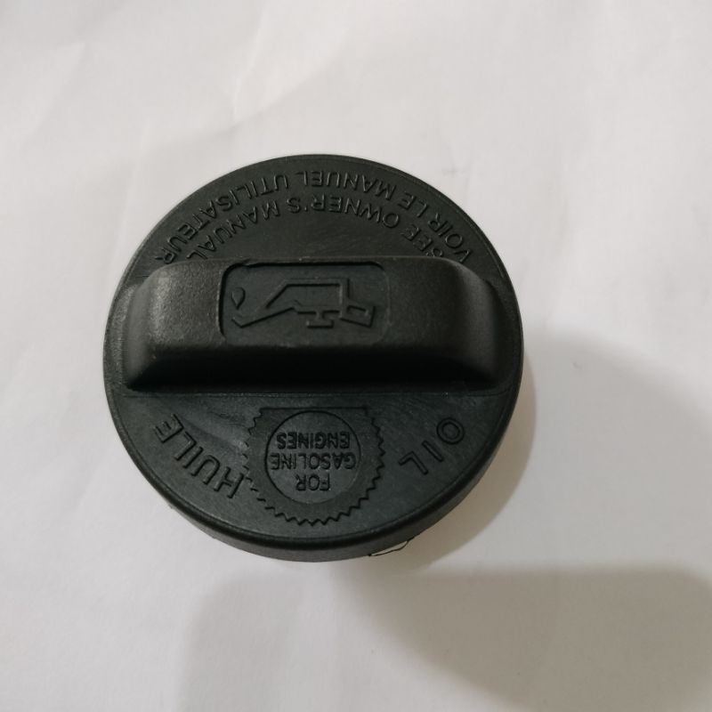 TUTUP OLI MESIN OIL CAP JAZZ IDSI GD3 GE8 RS NEW CIVIC CRV HRV BRV BRIO MOBILIO FREED CITY STREAM ODYSSEY