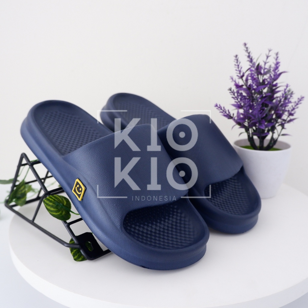 Sandal Sandal slop sendal slop pria sendal rumah sandal slop pria original sendal slop karet   965M-Navy