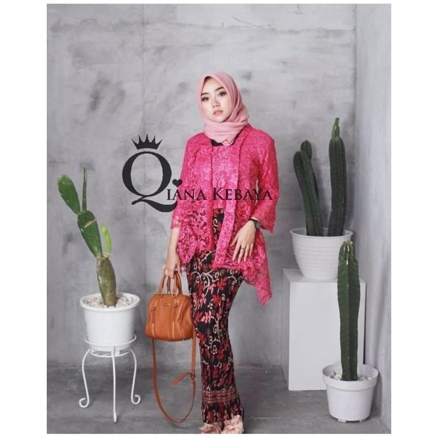 set kebaya brukat kutubaru qiana berkualitas