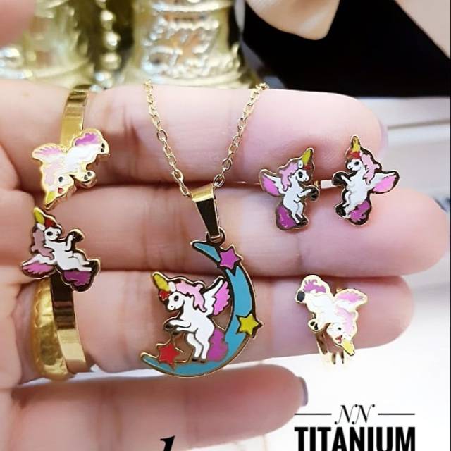 Titanium set perhiasan anak 0122k