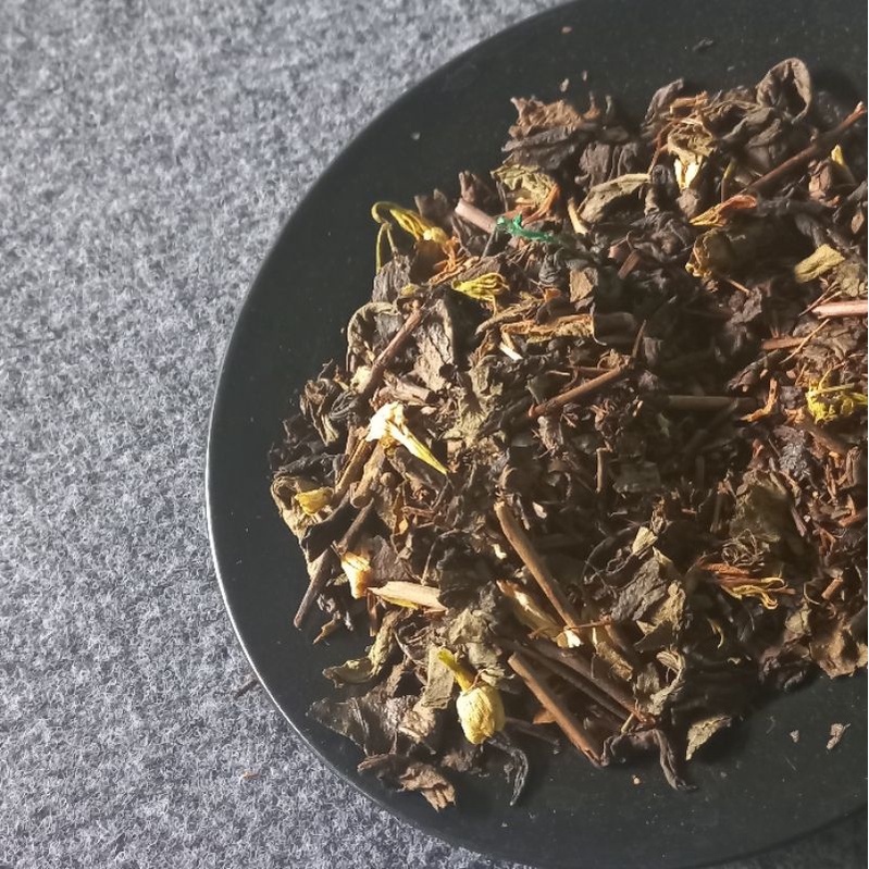 

Teh Tubruk Racikan Angkringan Asli Solo Murah