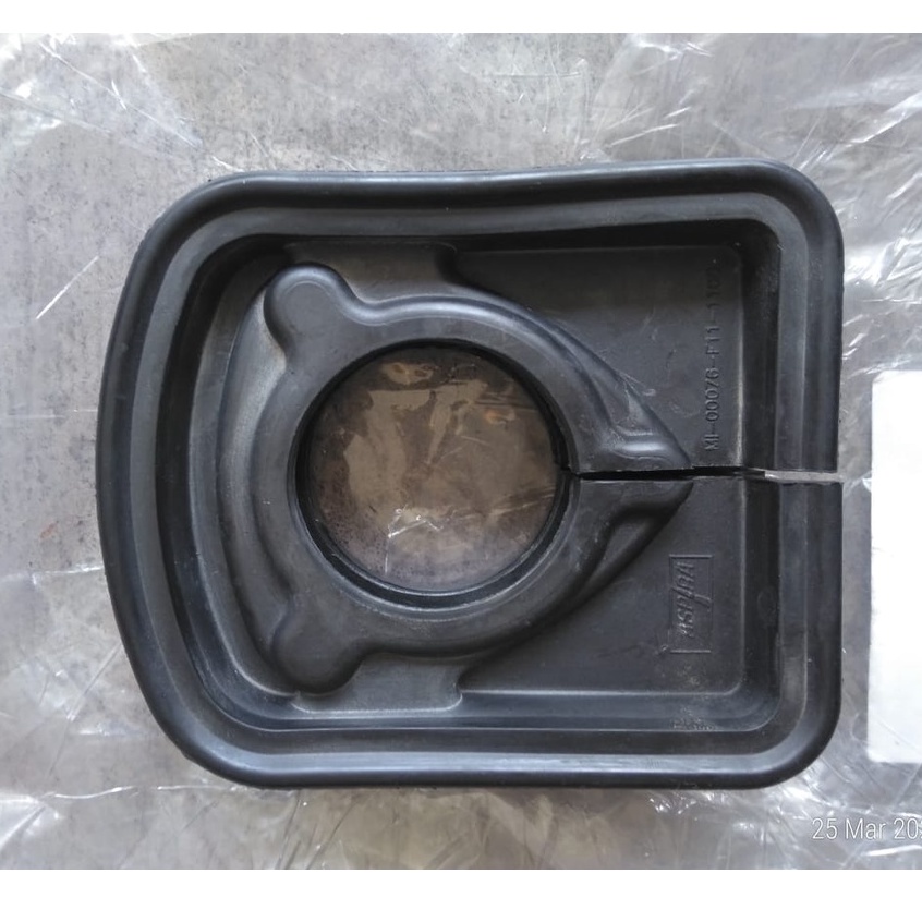 Karet Gantungan Kopel Rubber Cushion Colt Diesel PS 100 Original