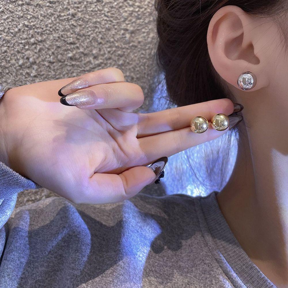 Needway Stud Earrings Logam Halus Perhiasan Perempuan Bola Bulat Temperamen Anting Gaya Korea