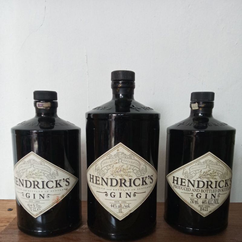 botol bekas black brother hendrick's