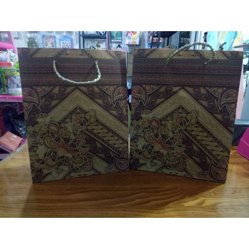

paper bag kecil motif batik