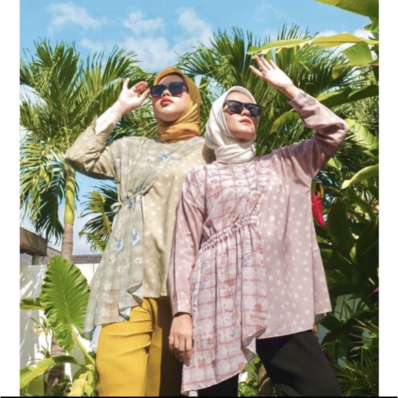 Preloved DADARA TOP by Ria Miranda