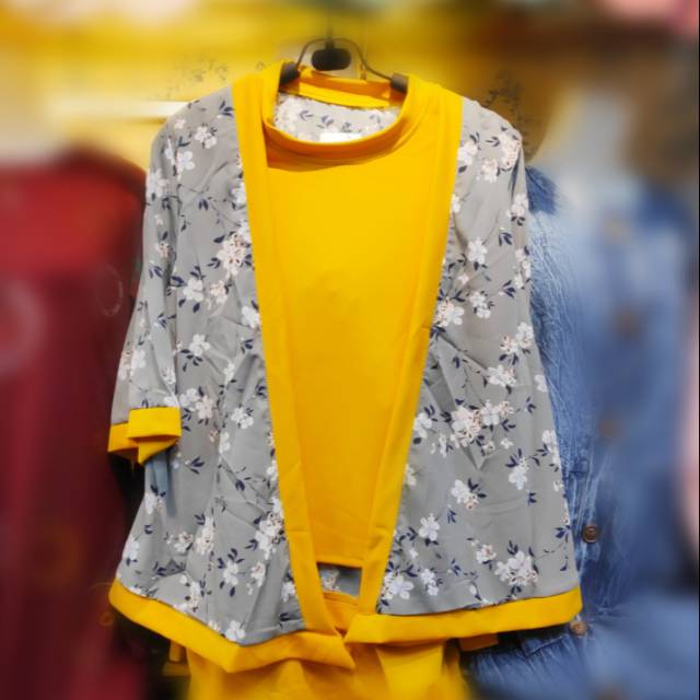Blouse remaja wanita motif bunga import