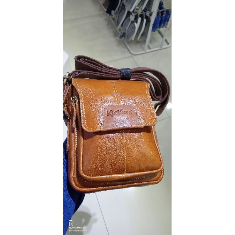 Tas selempang kecil cowok Kickers