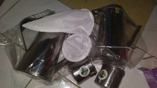 Paket Hemat Thai Tea 2 Teko + 2 Mug + 2 Saringan