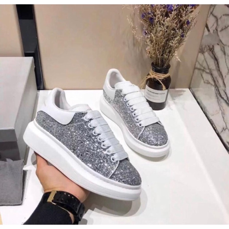 Sepatu Alexander Mcqueen