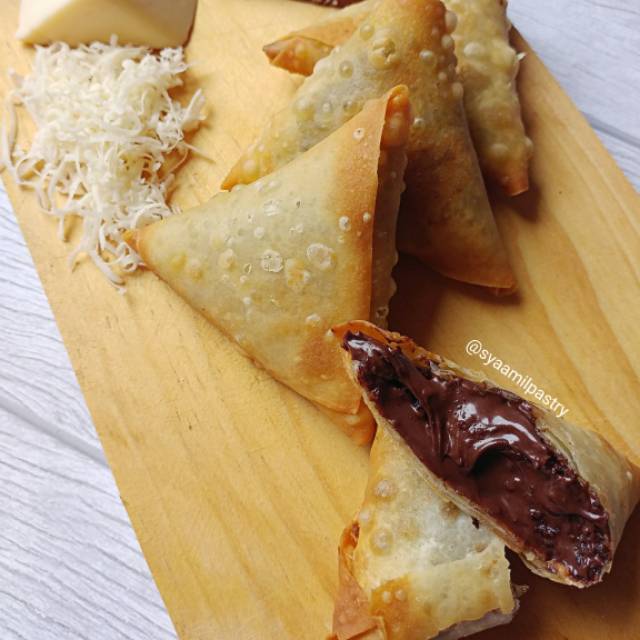 

Samosa Coklat Keju