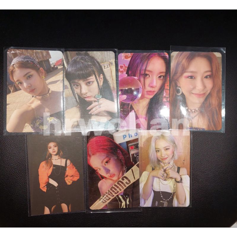 PHOTOCARD OFFICIAL ITZY