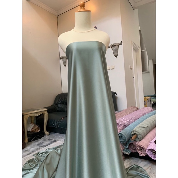 Kain Satin Saten Silk Meteran Bahan Bridesmaid Maxmara Original 100% Warna Ash Green Hijau Sage Muda