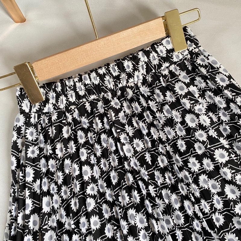 Mella Skirt- Rok Plisket Motif Premium