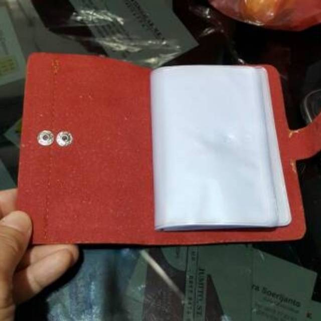 Dompet kartu nama lipat bahan kulit