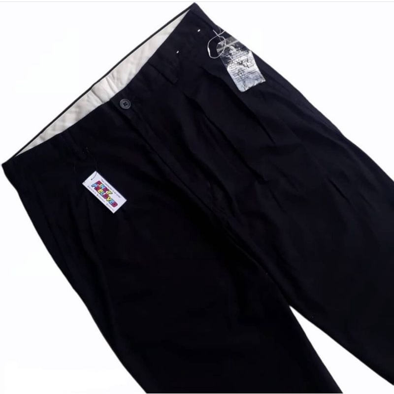 PRELOVED UNIQLO CHINO PANTS