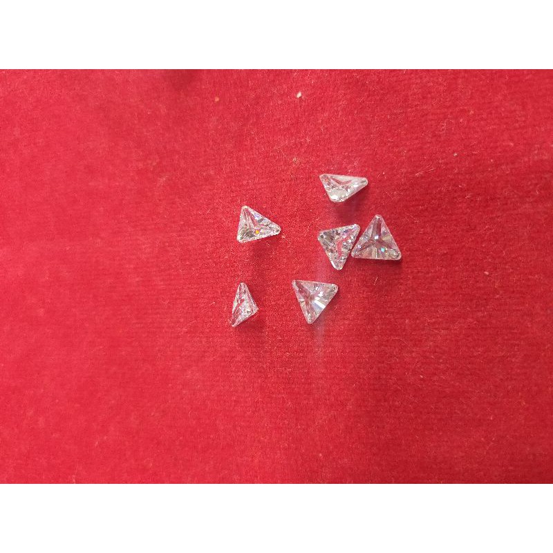 Permata Tabur Zircon Segitiga pergram