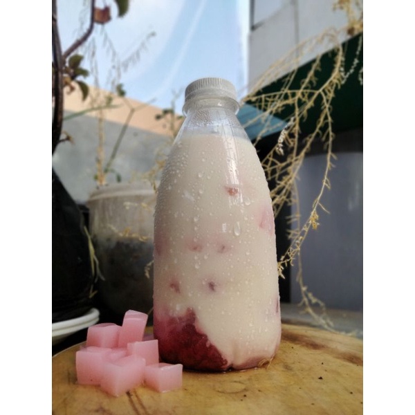 

StrawberryCheesemilk|MinumanBotol|250ml