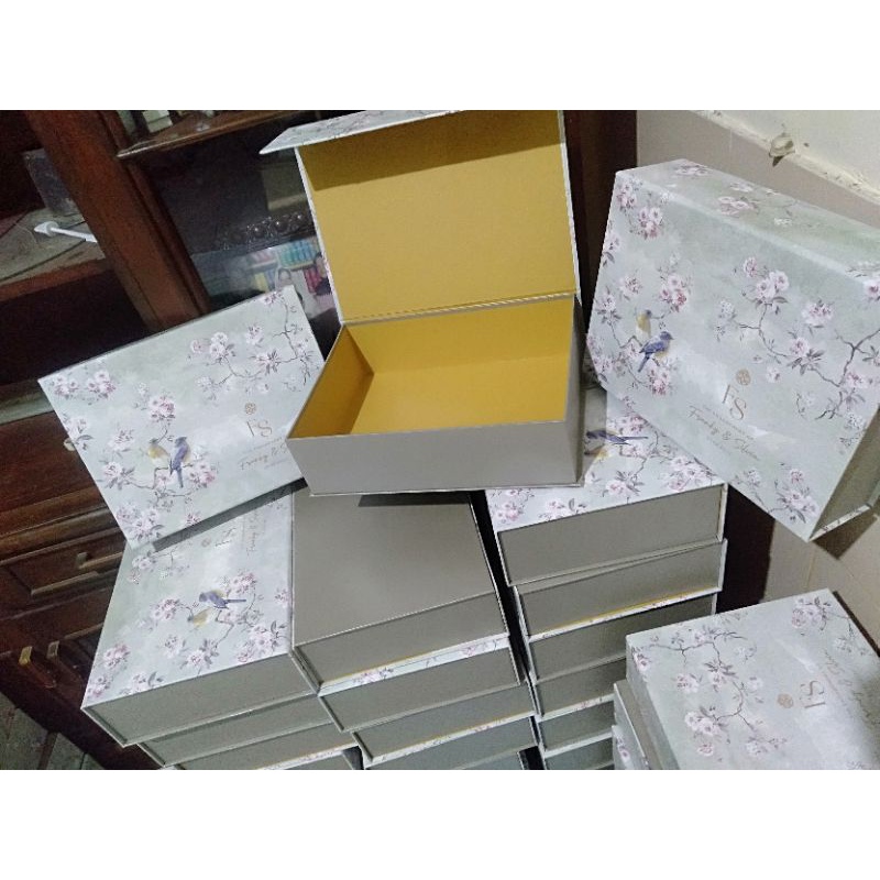 

box hampers