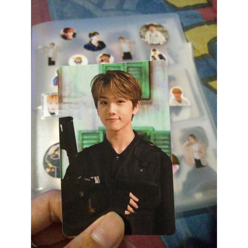 pc puff sticker jisung