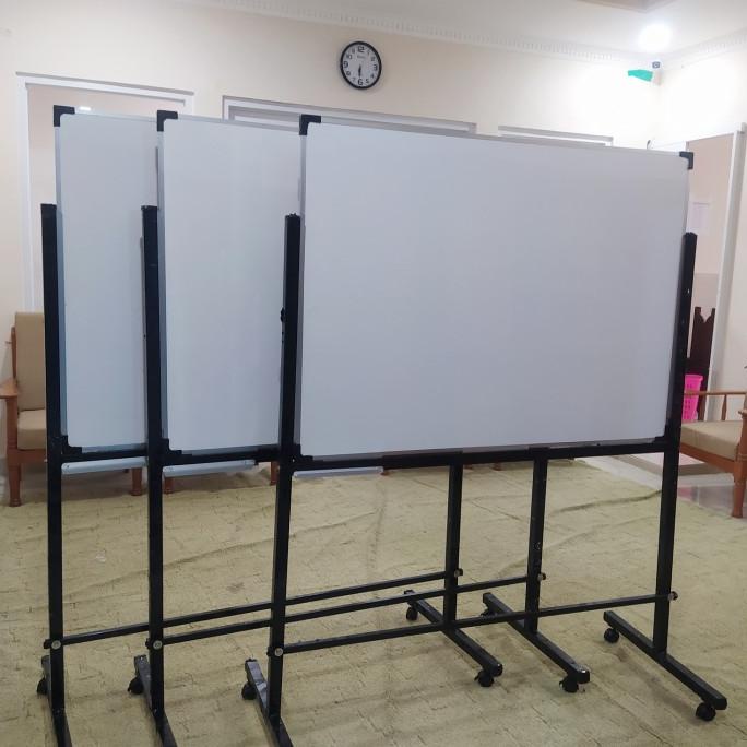 

papan tulis kantor 90x120cm single face