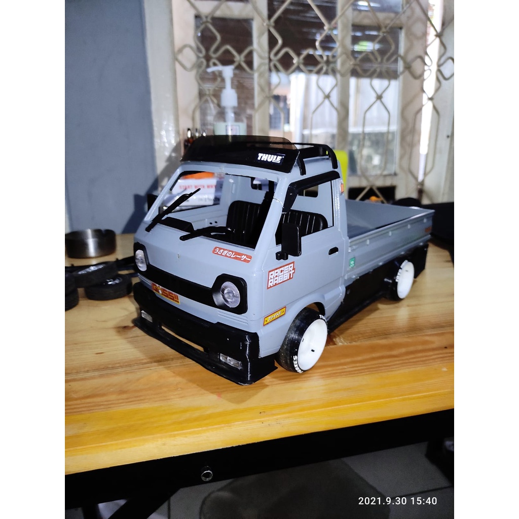 MOBIL RC WPL D12 SKALA 1 : 10 Bekas